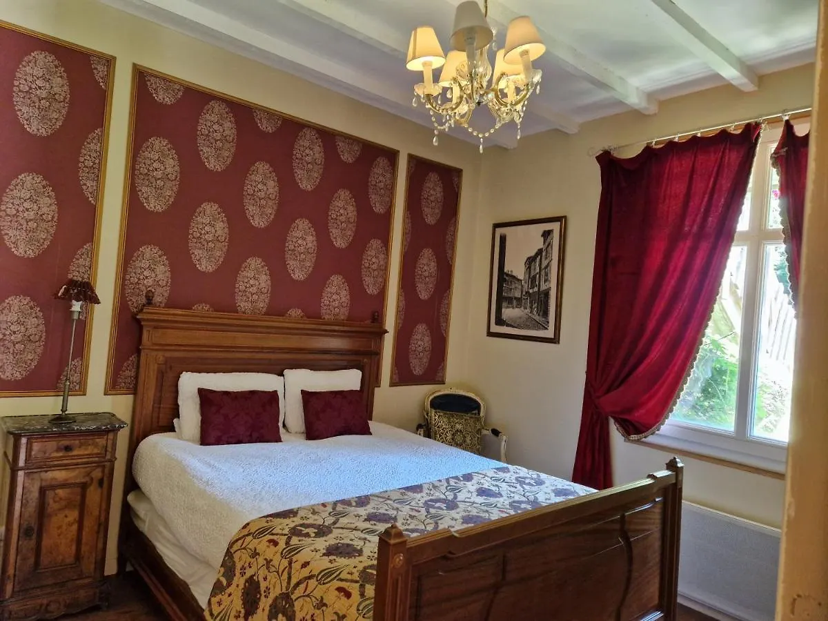 Apartment Ferienwohnung Manoir De Barbotin Ploërmel
